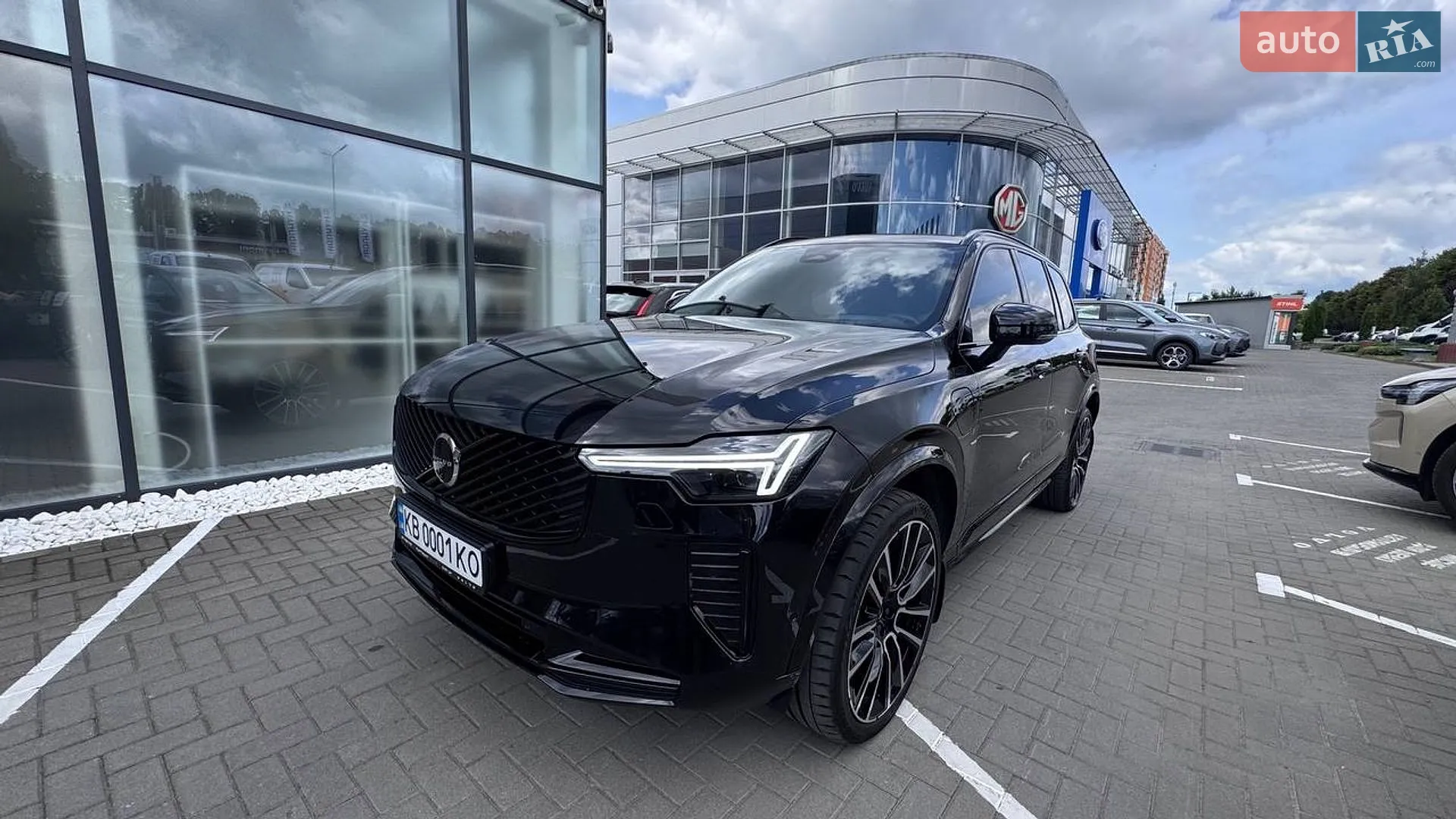 2025 Volvo XC90 - мініатюра 2