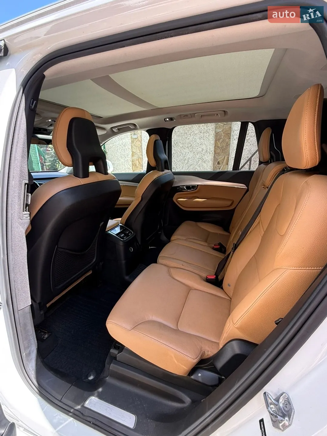 2016 Volvo XC90 - мініатюра 9
