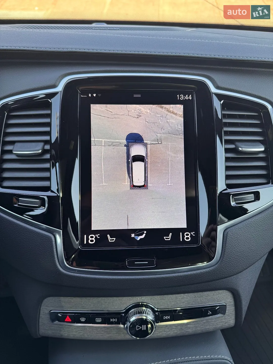 2021 Volvo XC90 - мініатюра 8