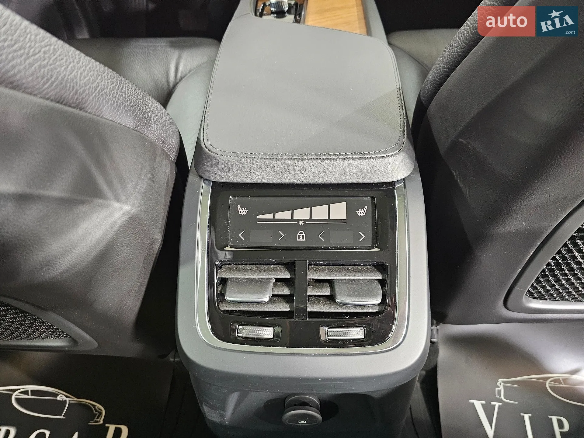 2022 Volvo XC90 - мініатюра 20