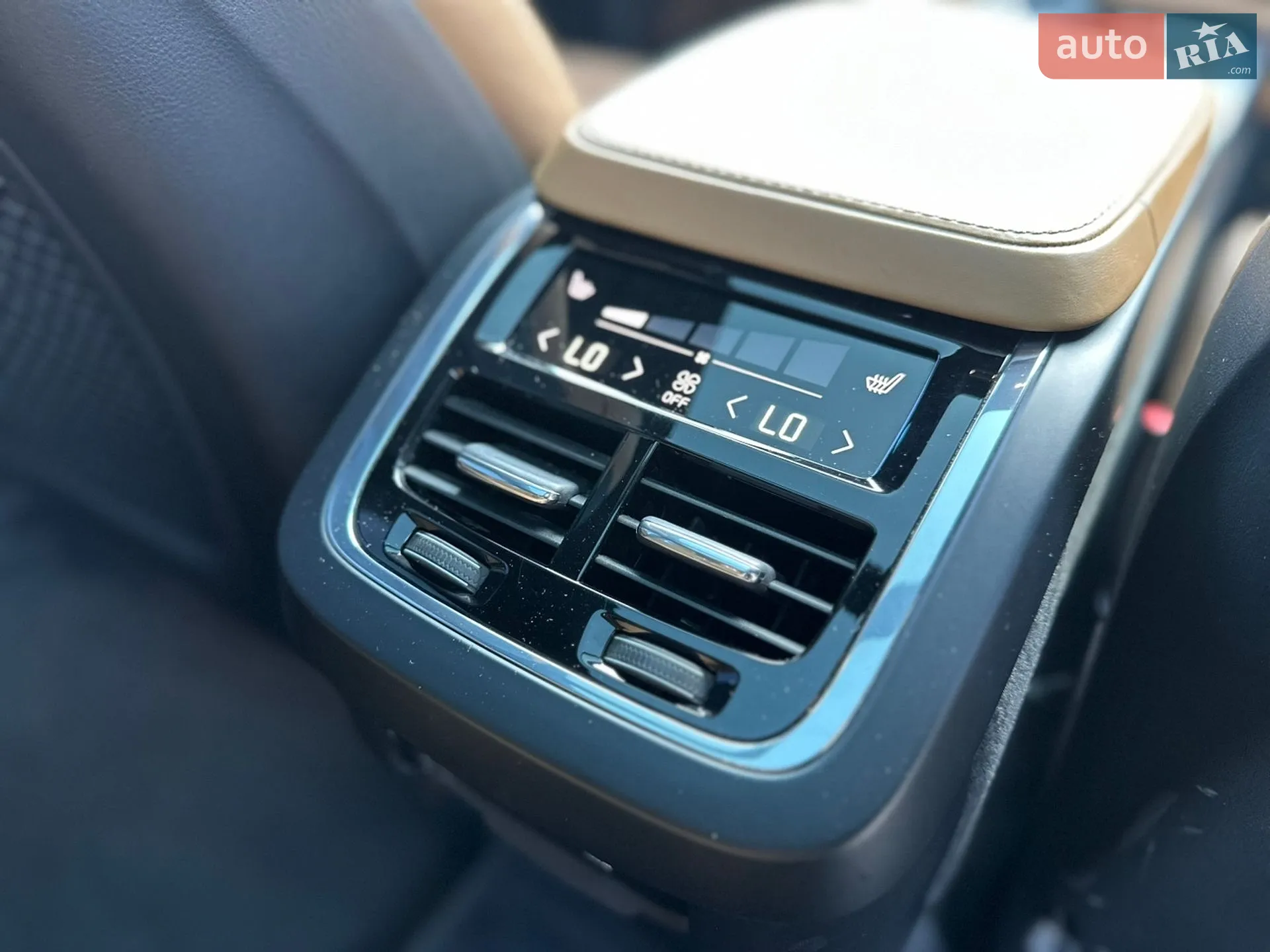 2017 Volvo XC90 - мініатюра 37