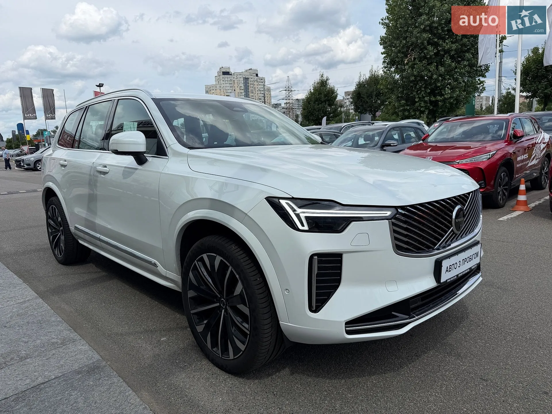 2025 Volvo XC90 - мініатюра 3