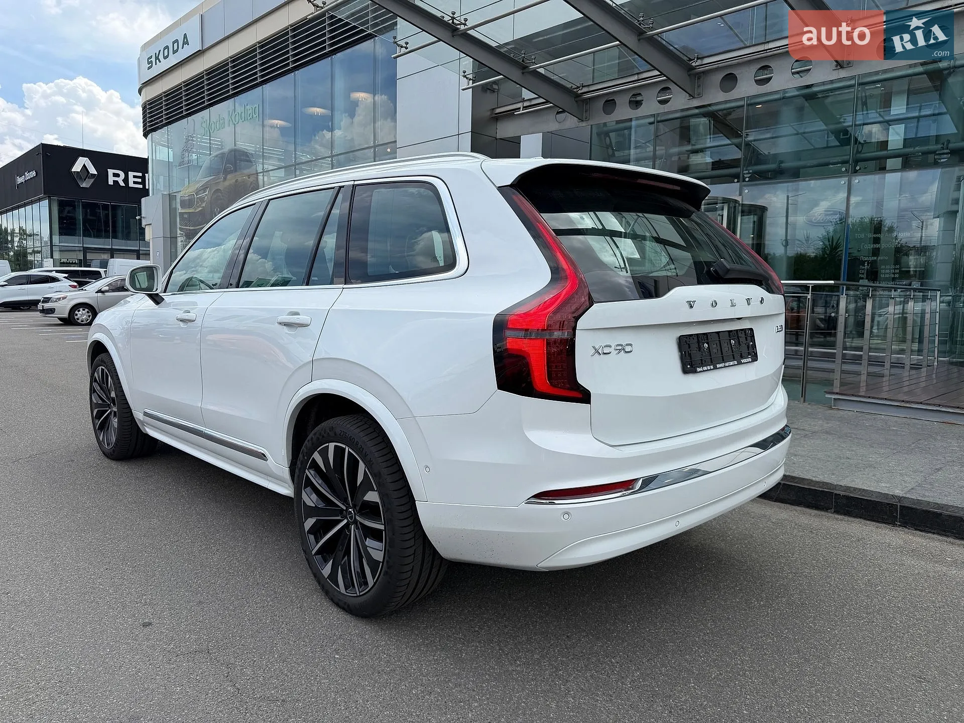 2025 Volvo XC90 - мініатюра 7