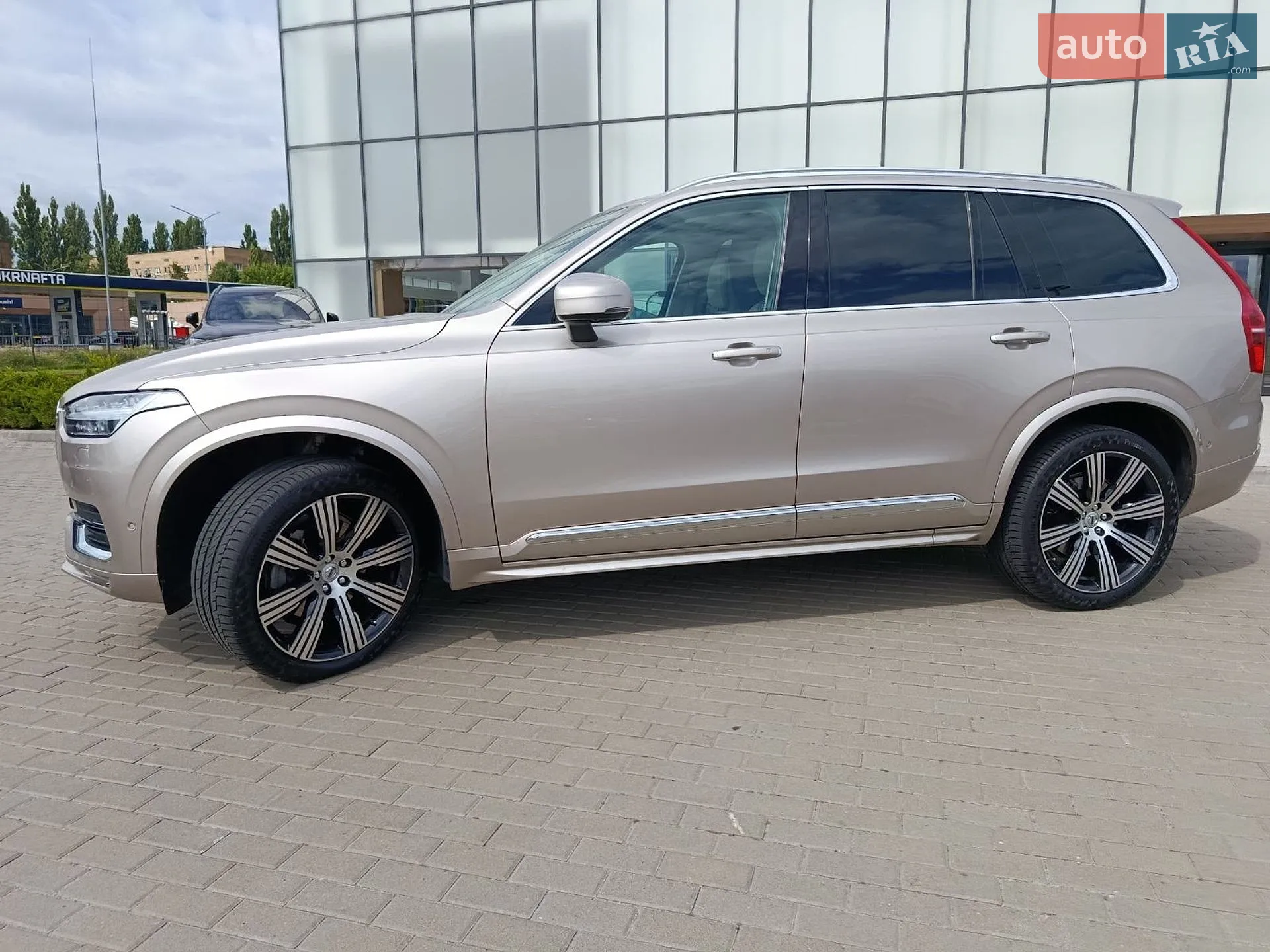 2022 Volvo XC90 - мініатюра 6