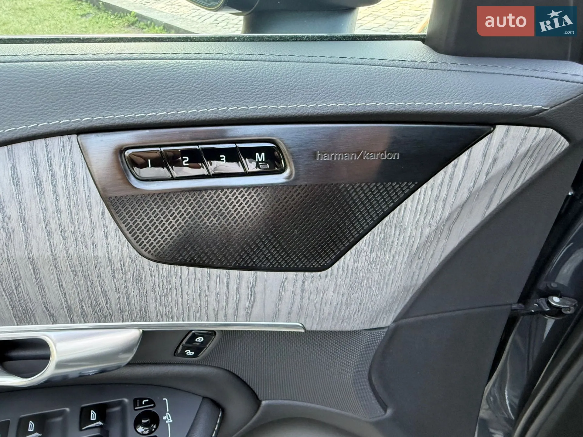 2023 Volvo XC90 - мініатюра 19