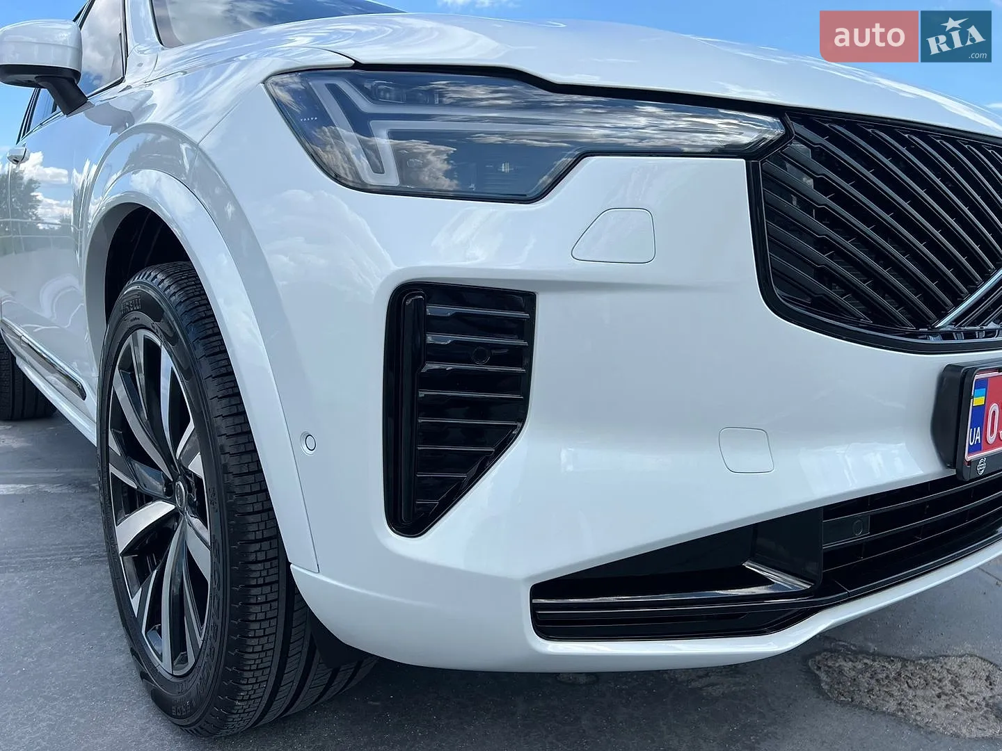 2025 Volvo XC90 - мініатюра 5