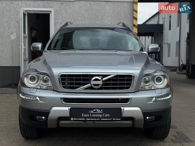 Volvo XC90 2011