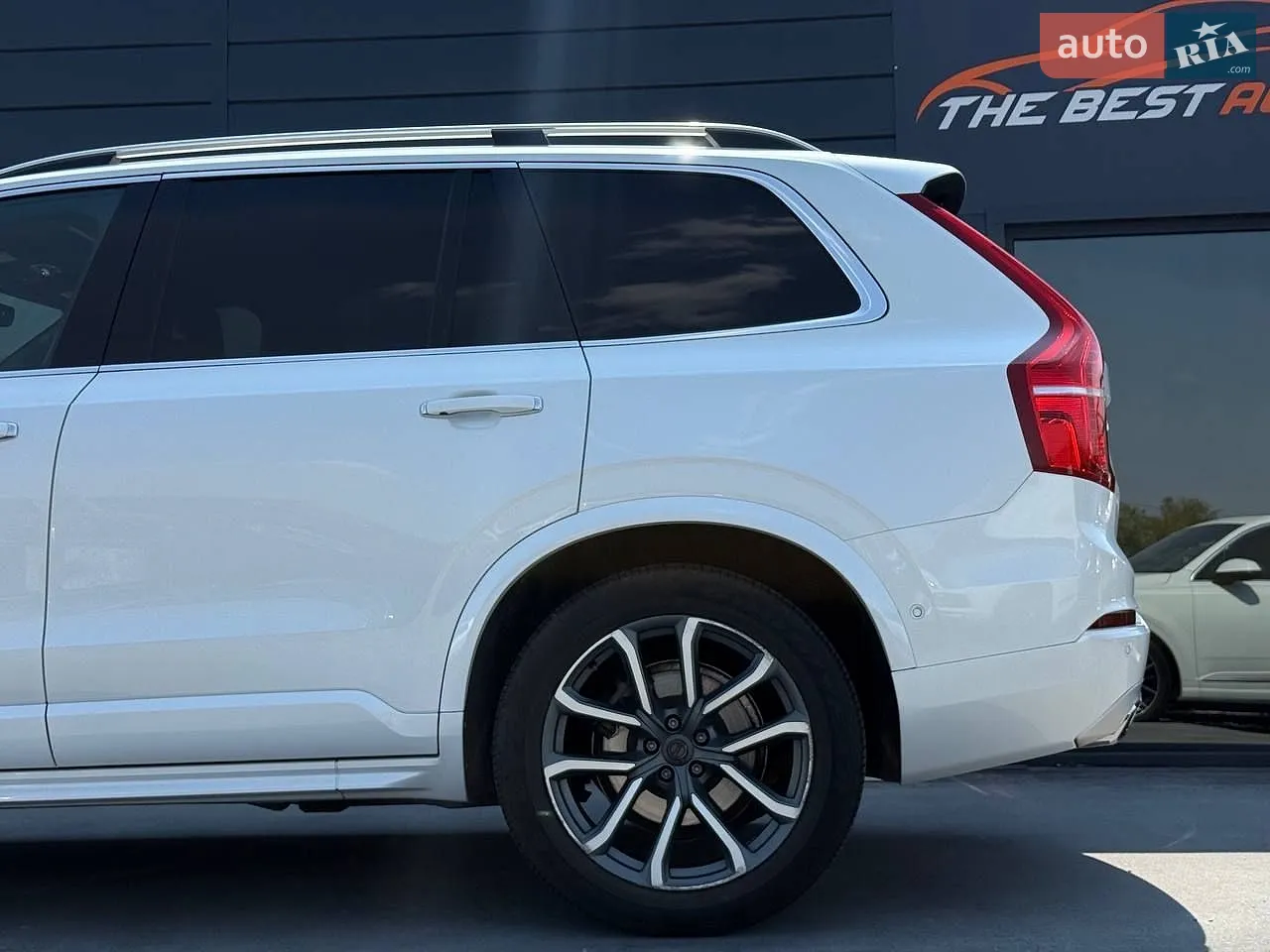 2016 Volvo XC90 - мініатюра 8