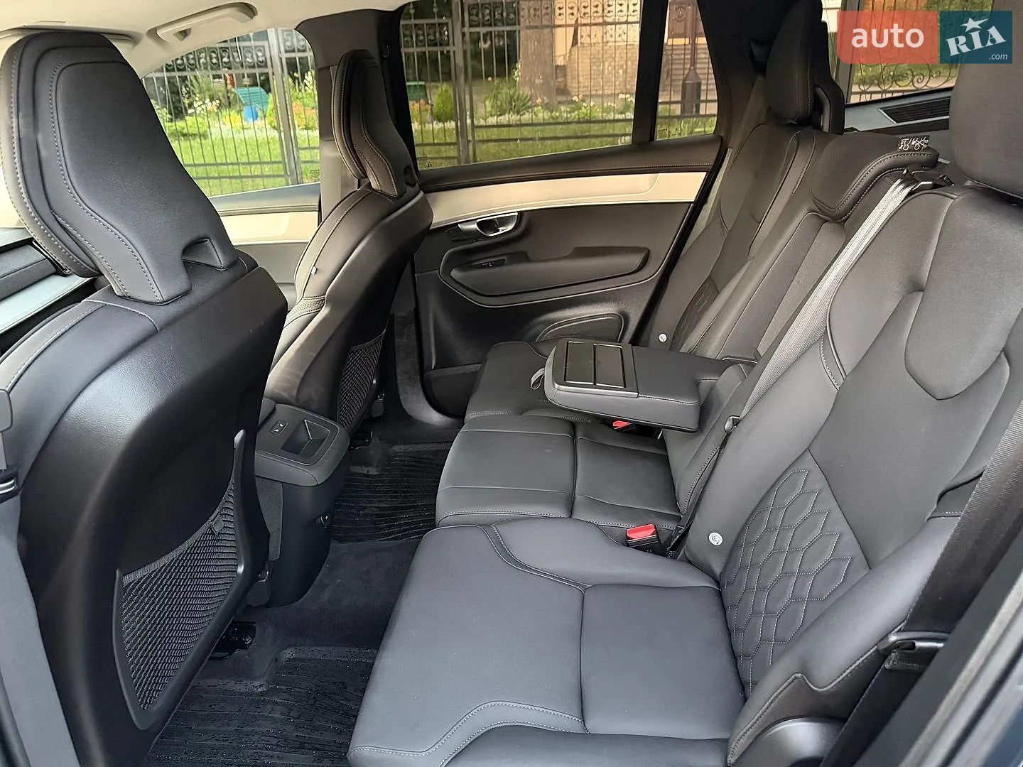 2025 Volvo XC90 - мініатюра 25