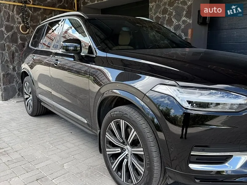 Volvo XC90
