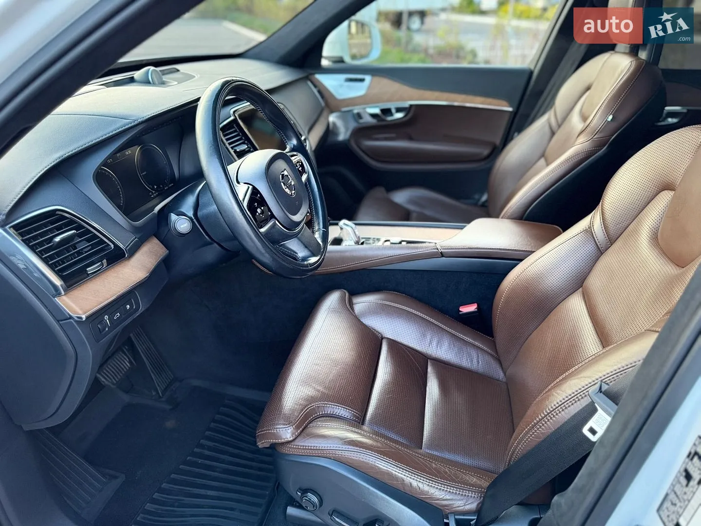 2017 Volvo XC90 - мініатюра 16