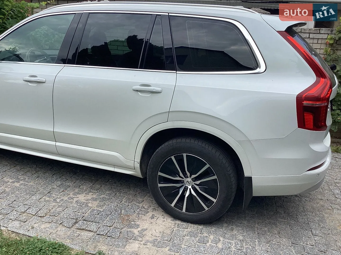 2022 Volvo XC90 - мініатюра 8