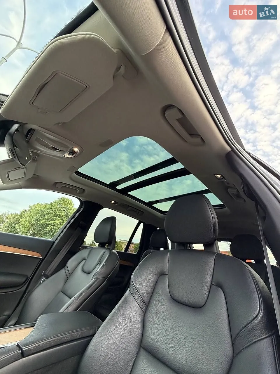 2021 Volvo XC90 - мініатюра 23