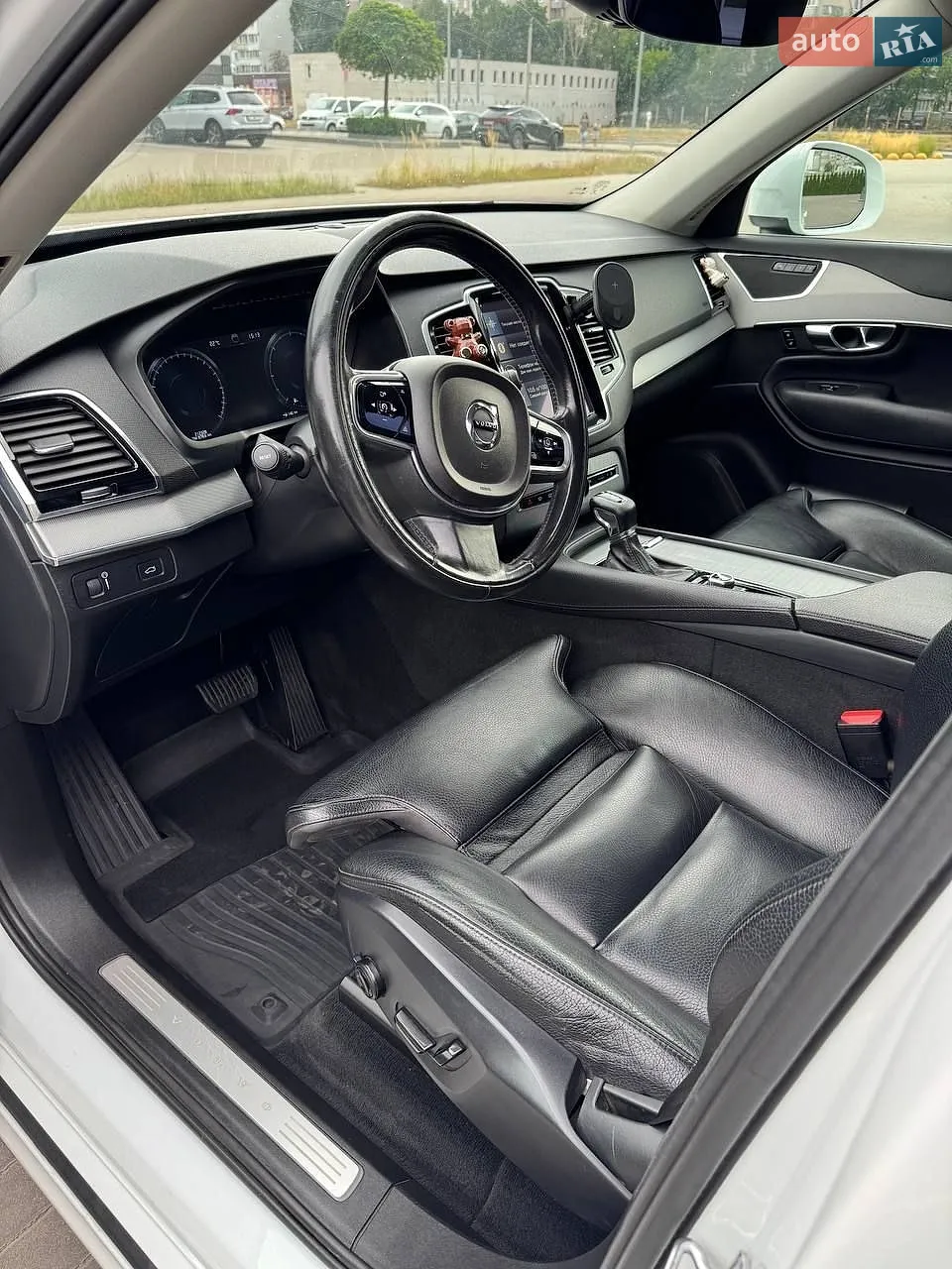 2016 Volvo XC90 - мініатюра 9