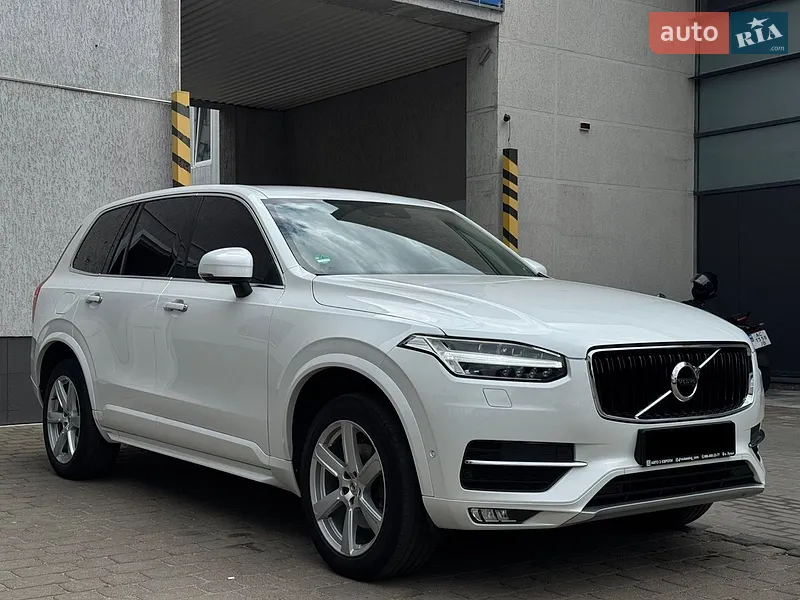 Volvo XC90