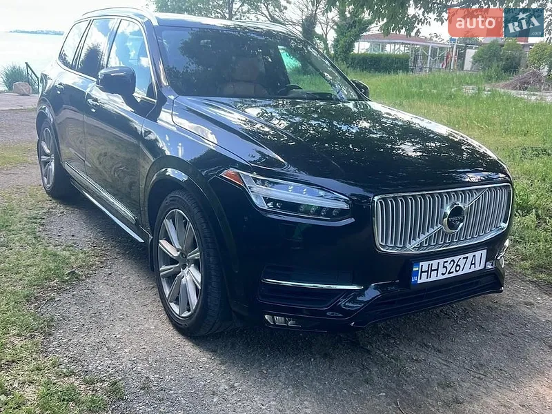 Volvo XC90