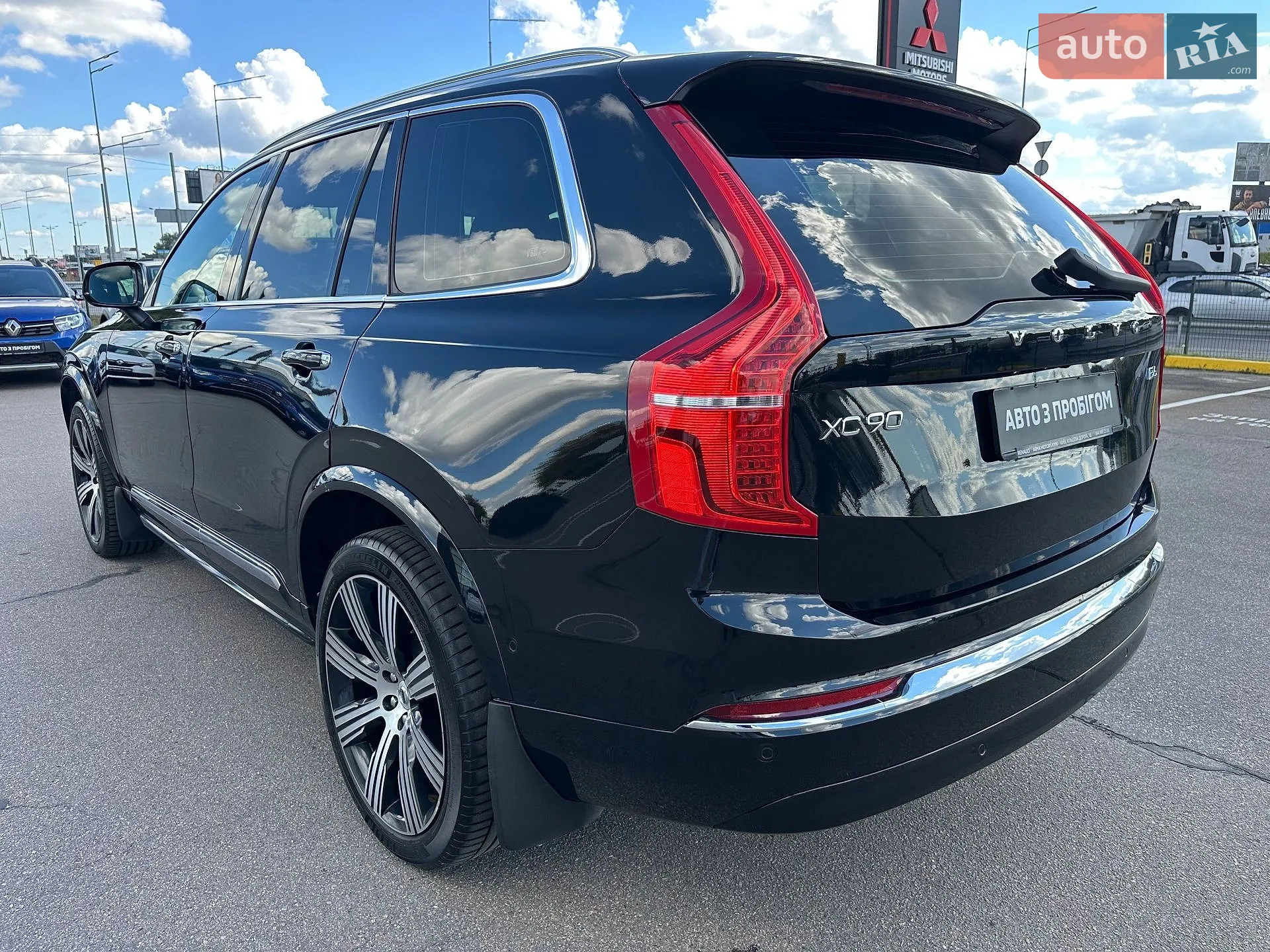 2022 Volvo XC90 - мініатюра 6