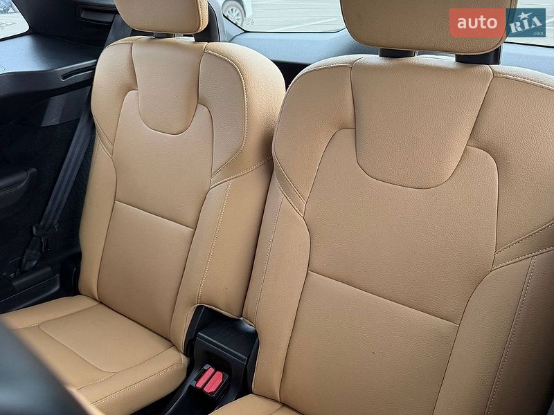 Позашляховик / Кросовер Volvo XC90 2018 в Києві