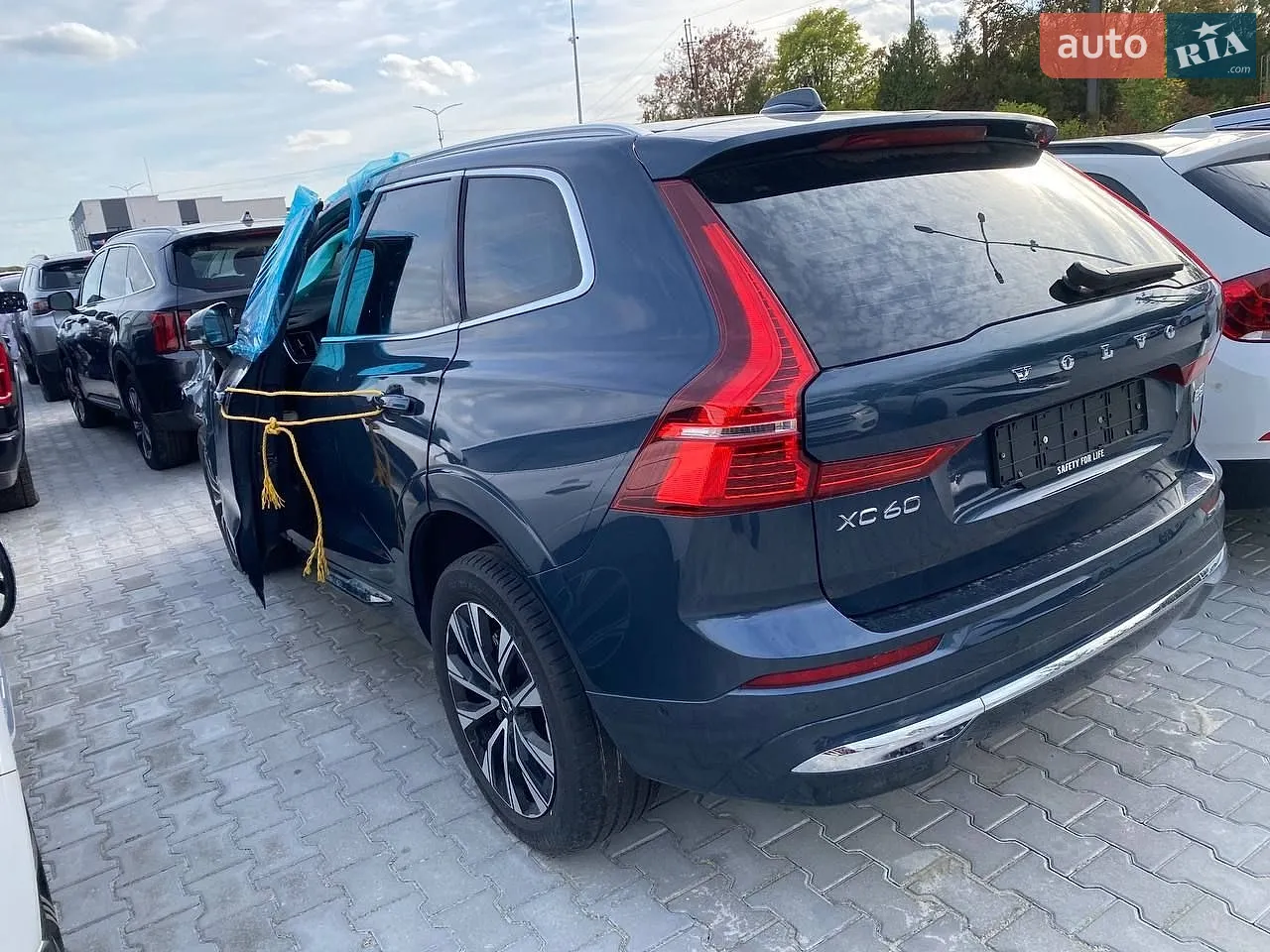 2023 Volvo XC90 - мініатюра 11