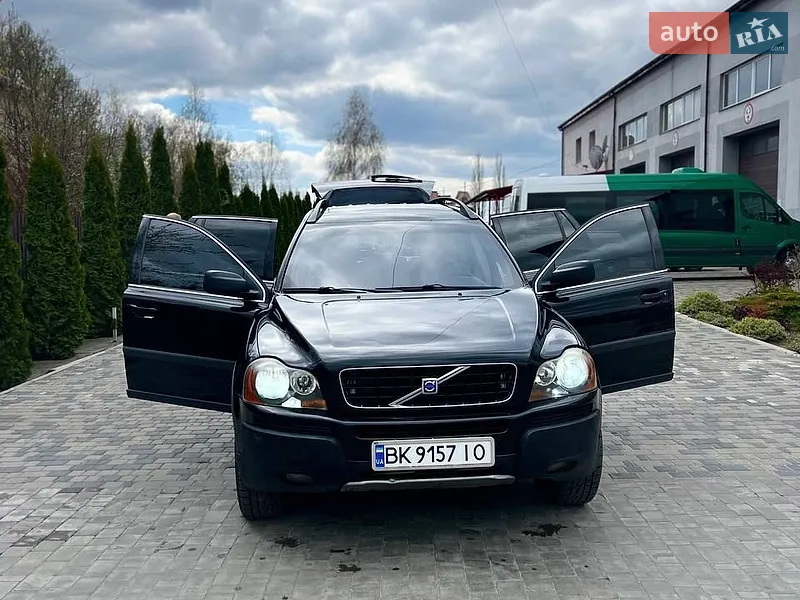 Volvo XC90 2004