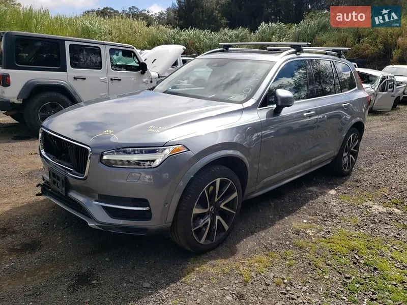 Volvo XC90 2019