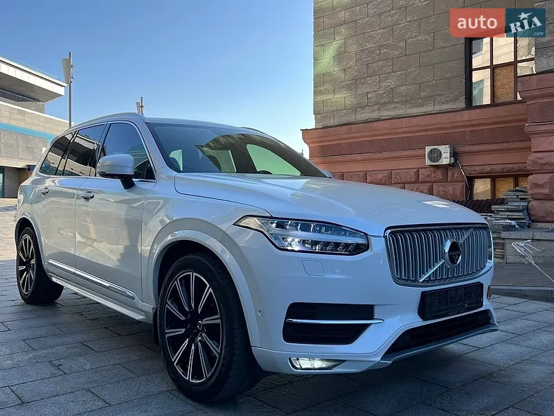 Volvo XC90 2015