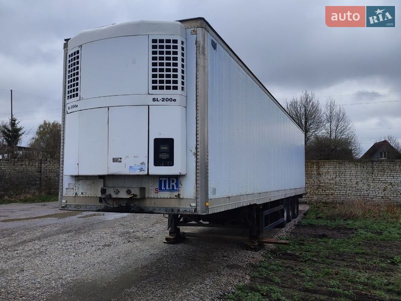 Wabash RoadRailer 2000