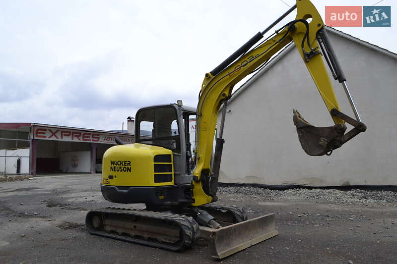 Міні-екскаватор Wacker Neuson 2015 в Хусті