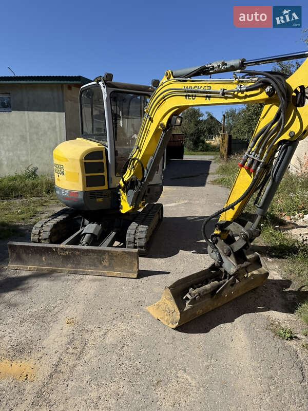 Міні-екскаватор Wacker Neuson 2016 в 
