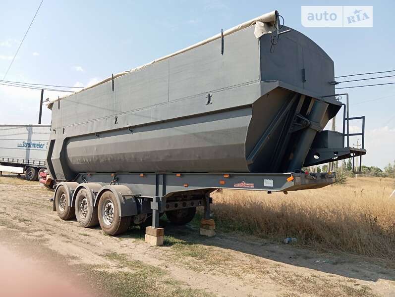 Зерновоз - полуприцеп Wellmeyer SHK 2002 в Измаиле