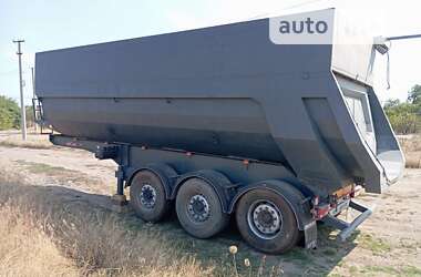 Зерновоз - полуприцеп Wellmeyer SHK 2002 в 