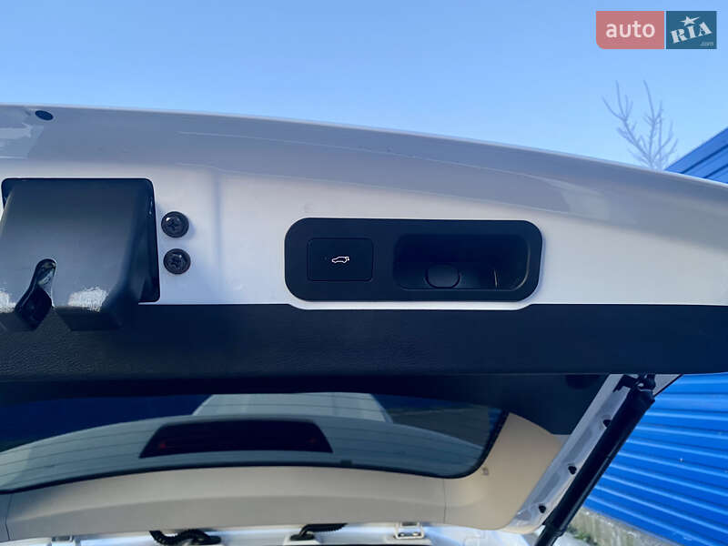 Седан Weltmeister EX5-Z 2020 в Луцьку фото 46 Седан Weltmeister EX5-Z 2020 в Луцьку