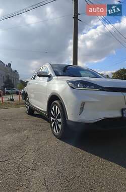 Позашляховик / Кросовер Weltmeister EX5 2019 в 