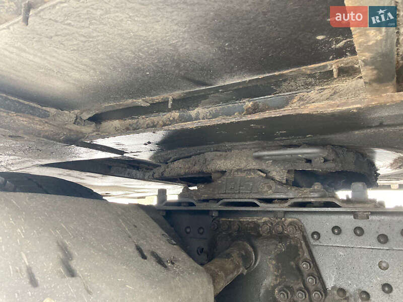 Тентованный борт (штора) - полуприцеп Wielton Mega 2008 в Хмельницком