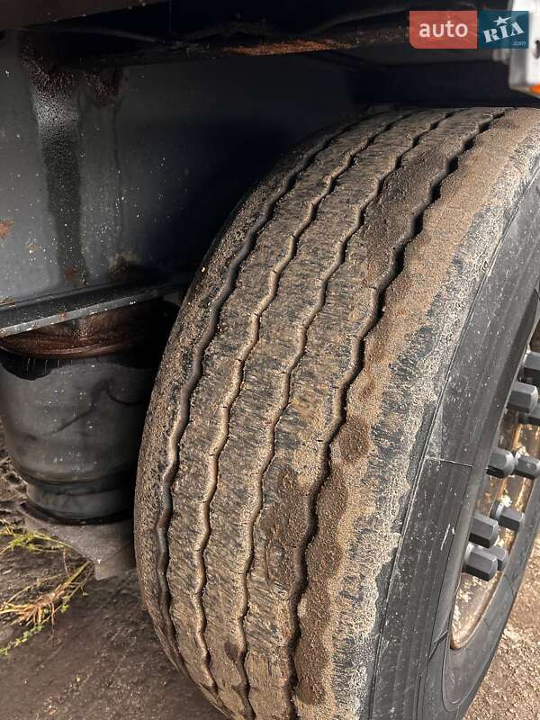 Бортовий напівпричіп Wielton NS-3 2013 в Харкові