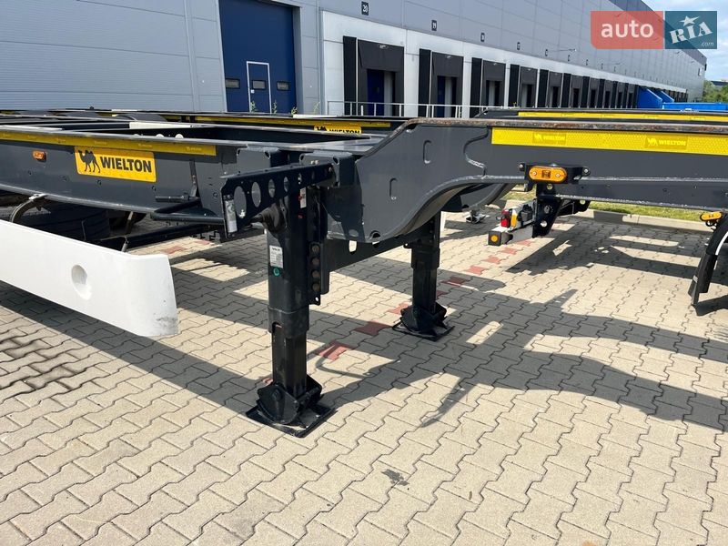 Контейнеровоз полуприцеп Wielton NS-3 2022 в Киеве