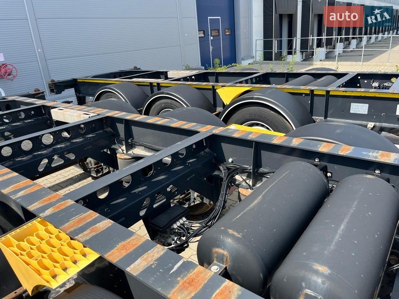 Контейнеровоз полуприцеп Wielton NS-3 2022 в Киеве