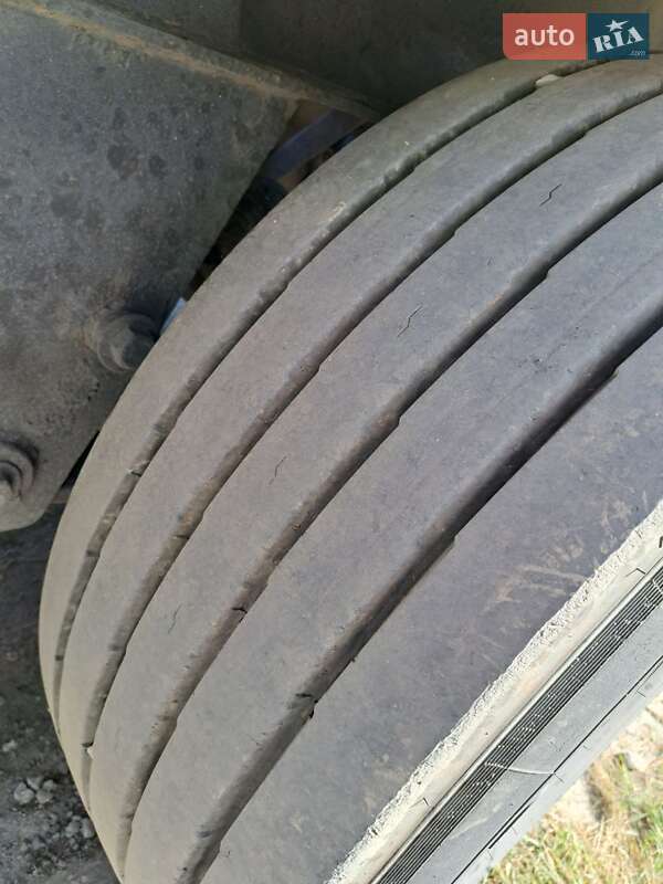 Тентований борт (штора) - напівпричіп Wielton NS34ST 2002 в Ізяславі