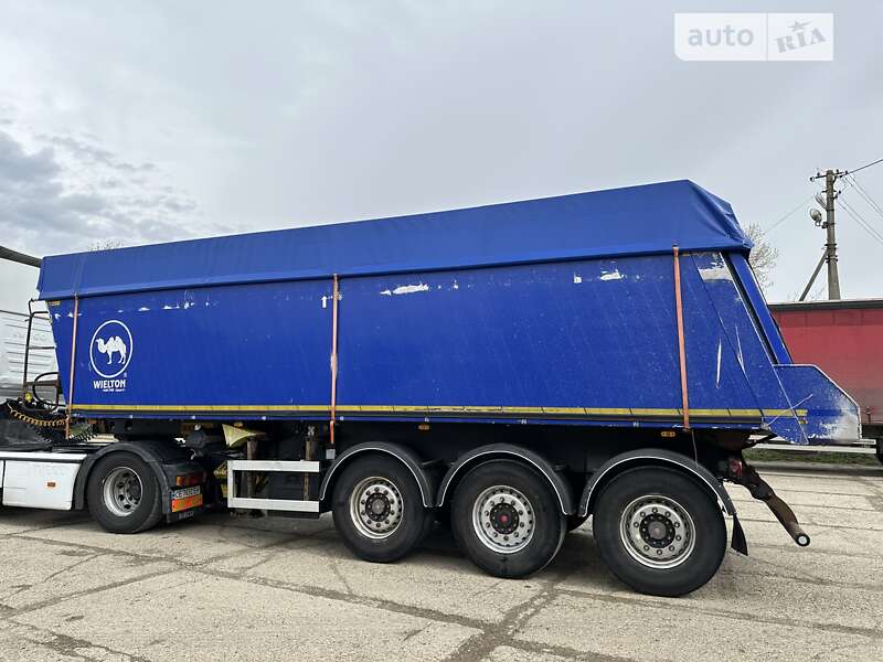 Самоскид напівпричіп Wielton NW 3 2010 в Чернівцях