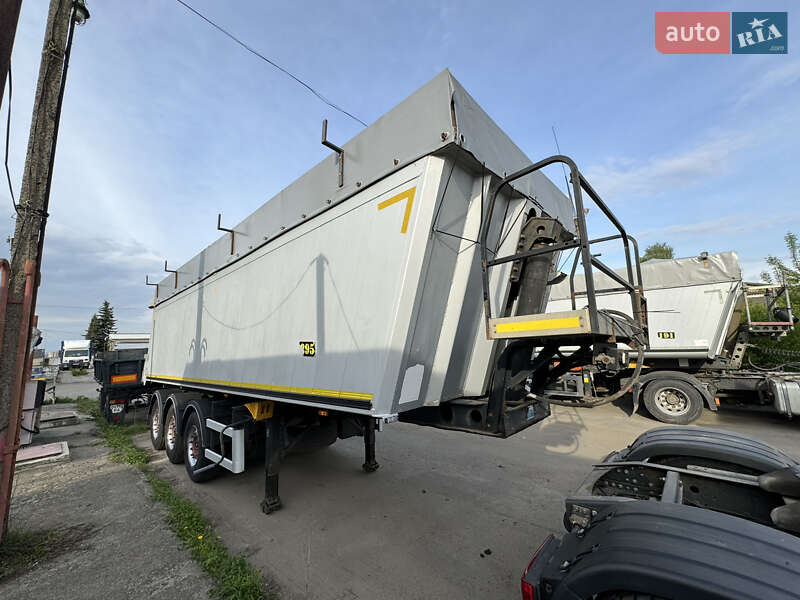 Самосвал полуприцеп Wielton NW 3 2011 в Ровно