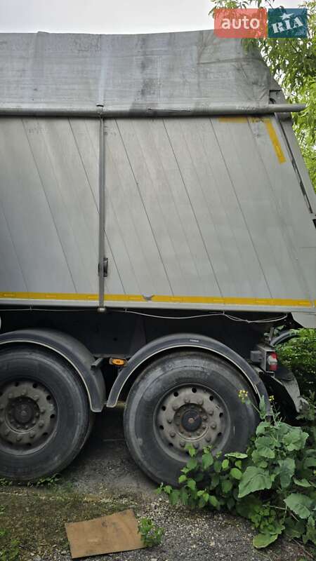 Зерновоз - напівпричіп Wielton NW 3 2016 в Вінниці