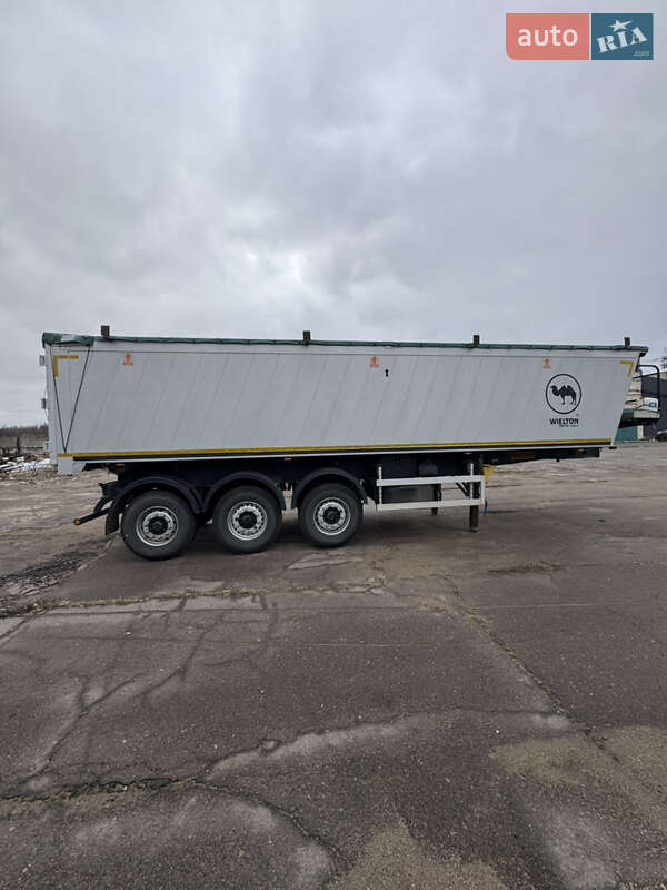 Самоскид напівпричіп Wielton NW 3 2013 в Кам'янському