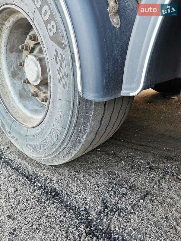 Зерновоз - напівпричіп Wielton NW 2011 в Запоріжжі