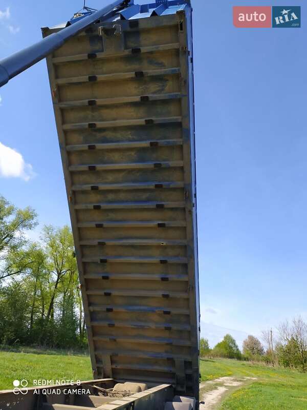 Самоскид напівпричіп Wielton NW 2011 в Віньківцях