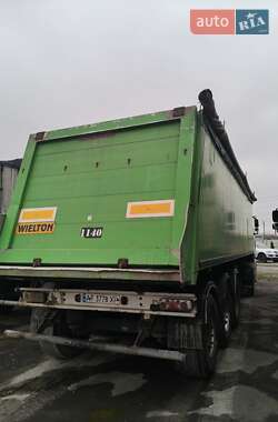 Самоскид напівпричіп Wielton NW 2005 в Івано-Франківську