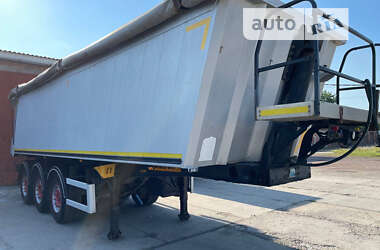 Самосвал полуприцеп Wielton SAF 2011 в Жовкве