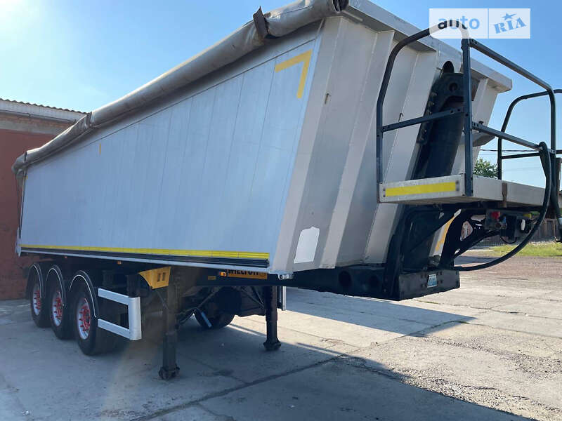 Самоскид напівпричіп Wielton SAF 2011 в Жовкві фото 2 Самоскид напівпричіп Wielton SAF 2011 в Жовкві