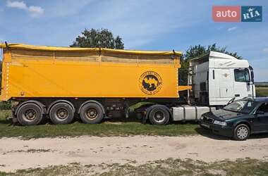 Зерновоз - полуприцеп Wielton W 2000 в 