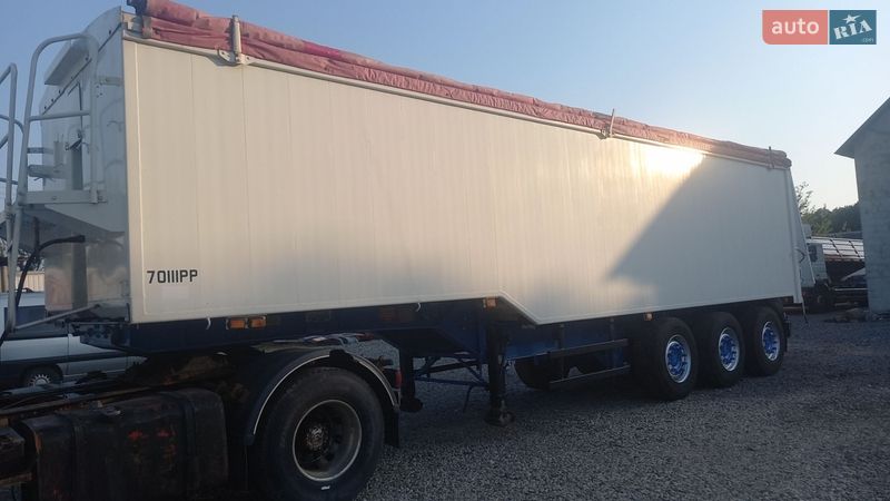 Зерновоз - полуприцеп Wilcox 3210 2001 в Бучаче