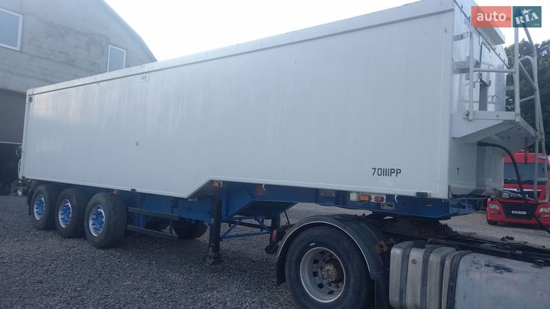 Зерновоз - полуприцеп Wilcox 3210 2001 в Бучаче